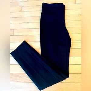 Hilary Radley Black Size Small pull on dress pants, faux pockets  NWOT